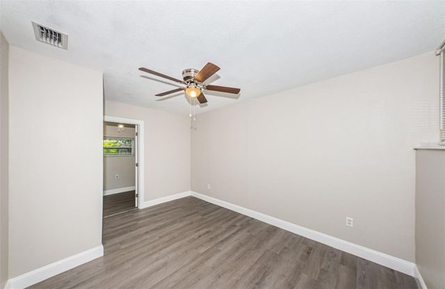 705 3RD AVENUE NE C, Largo, FL 33770