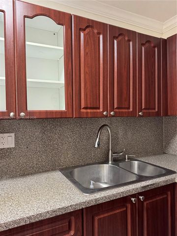 5731 NW 36 209, Miami, FL 33166