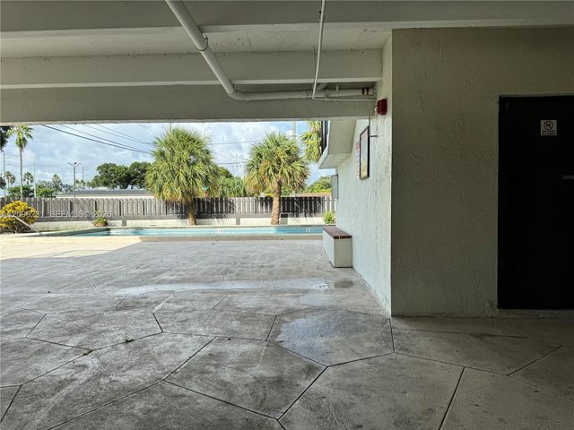 5731 NW 36 209, Miami, FL 33166