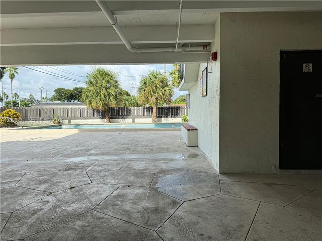 5731 NW 36 209, Miami, FL 33166