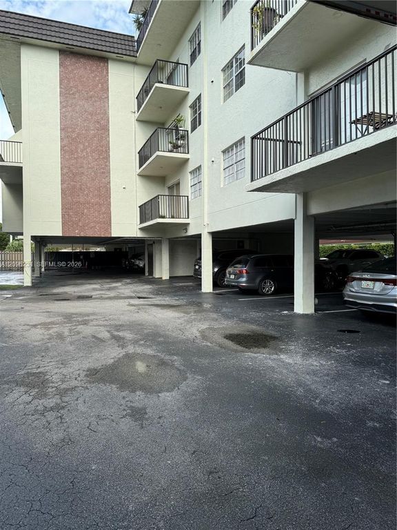 5731 NW 36 209, Miami, FL 33166