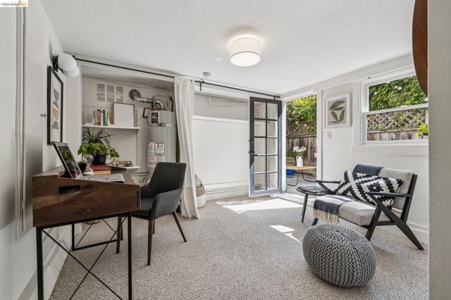 1200 El Centro Ave, Oakland, CA 94602