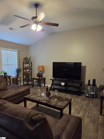 428 Blairwood Court, Spartanburg, SC 29303