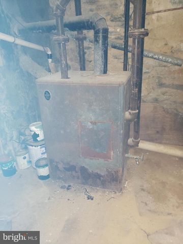 415 W ANNSBURY ST, Philadelphia, PA 19140