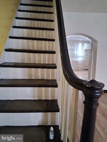 415 W ANNSBURY ST, Philadelphia, PA 19140