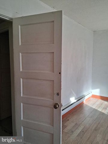 415 W ANNSBURY ST, Philadelphia, PA 19140