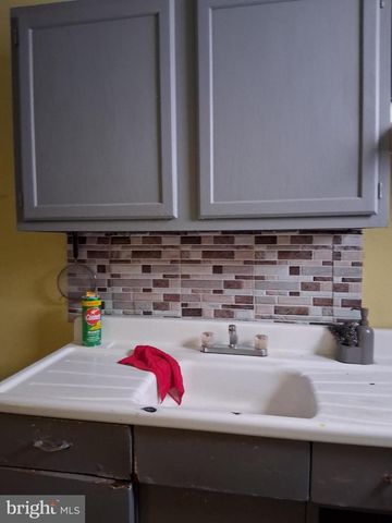 415 W ANNSBURY ST, Philadelphia, PA 19140