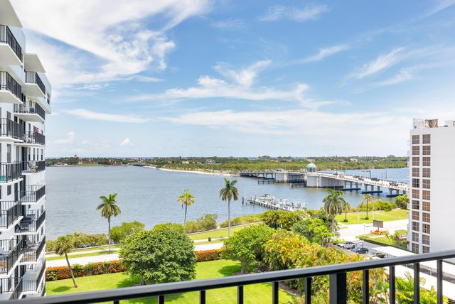 3800 Washington Road 901, West Palm Beach, FL 33405