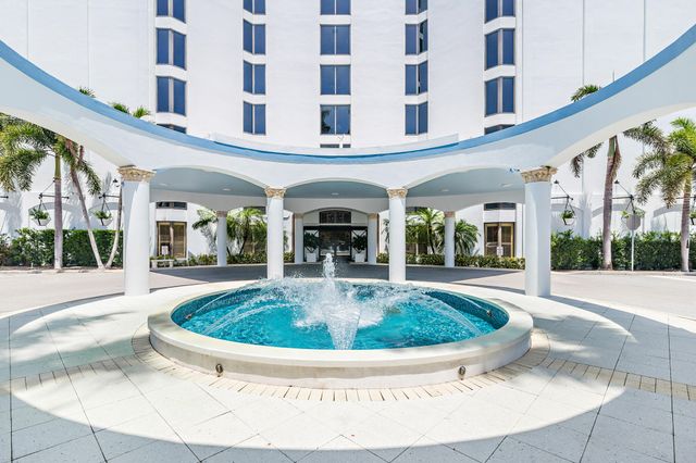 3800 Washington Road 901, West Palm Beach, FL 33405