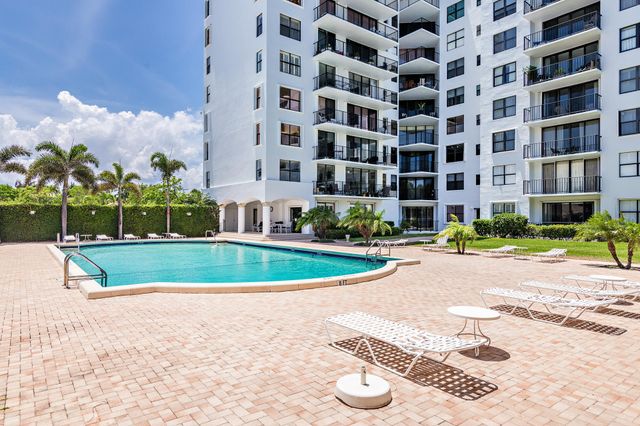 3800 Washington Road 901, West Palm Beach, FL 33405