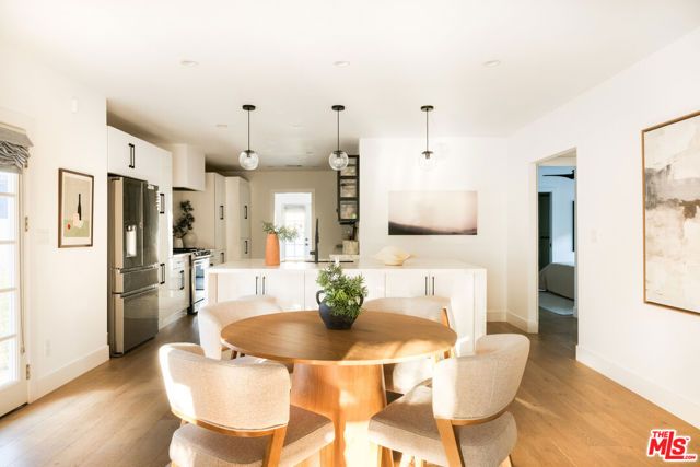 122 N Wilton Place, Los Angeles, CA 90004