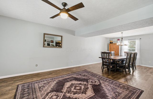 1888 Iris Court, Grove City, OH 43123