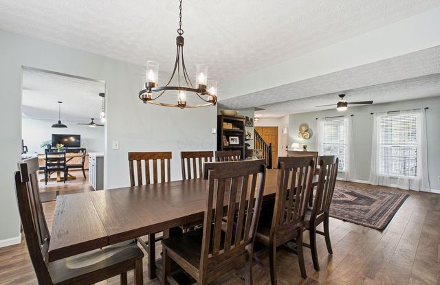 1888 Iris Court, Grove City, OH 43123