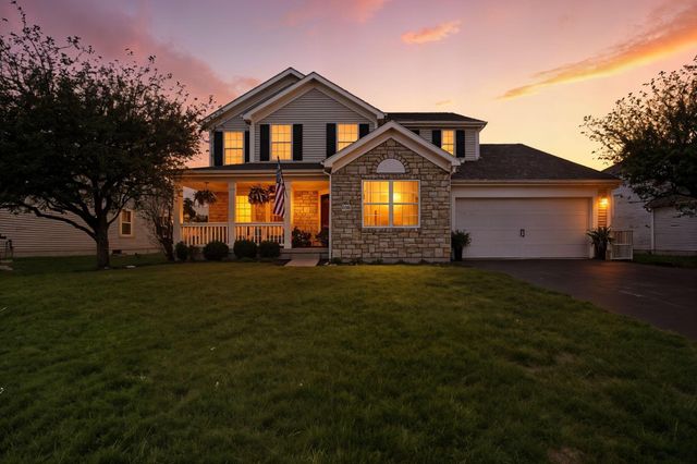 1888 Iris Court, Grove City, OH 43123