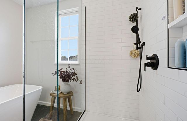 1888 Iris Court, Grove City, OH 43123