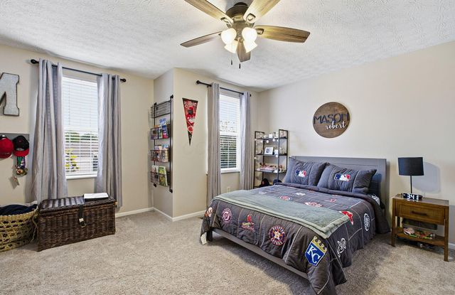 1888 Iris Court, Grove City, OH 43123