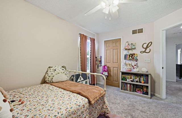 1888 Iris Court, Grove City, OH 43123