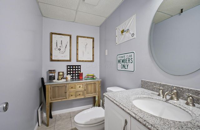 1888 Iris Court, Grove City, OH 43123