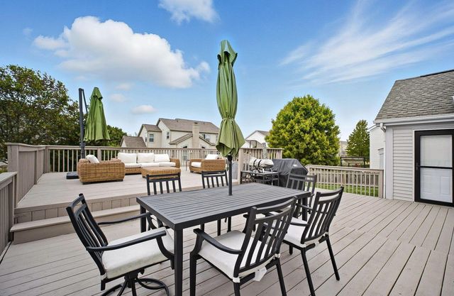 1888 Iris Court, Grove City, OH 43123