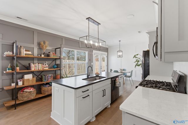 3510 7th Avenue SW, Huntsville, AL 35805