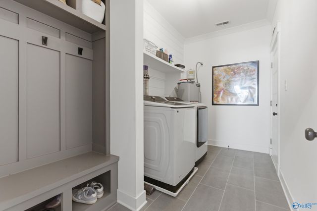 3510 7th Avenue SW, Huntsville, AL 35805