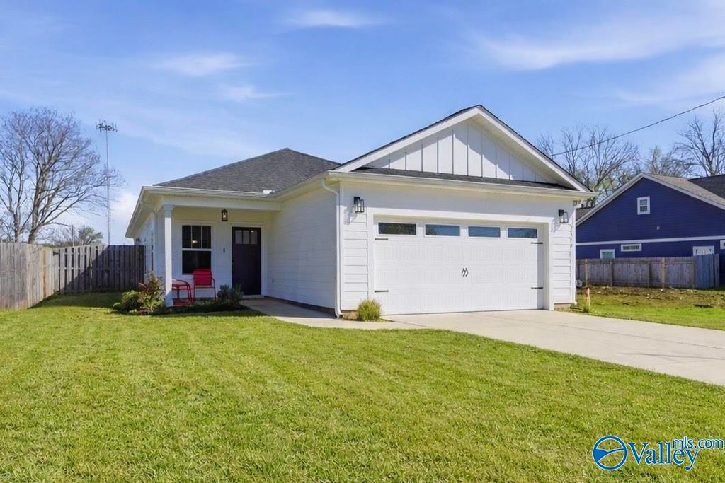 3510 7th Avenue SW, Huntsville, AL 35805