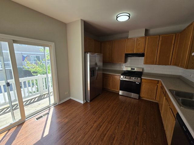 2322 TWILIGHT Drive, Aurora, IL 60503