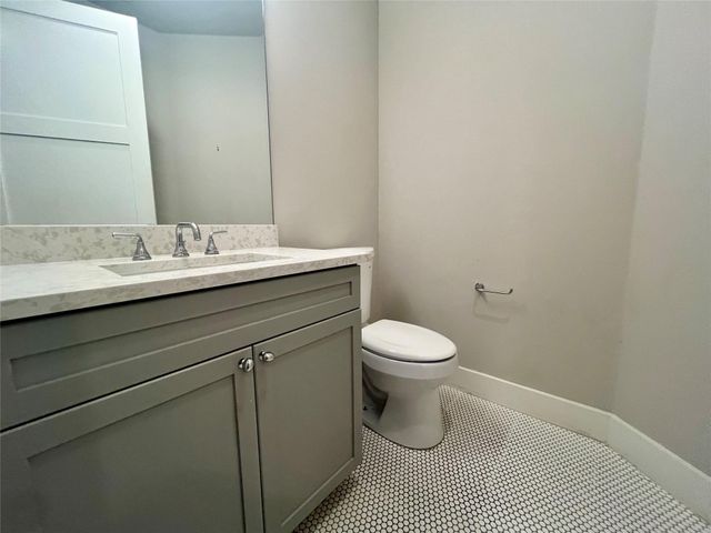6515 Davis LN 10, Austin, TX 78749