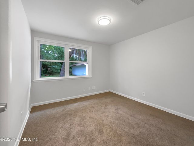 5453 S SOUTH BEND Circle N, Jacksonville, FL 32207