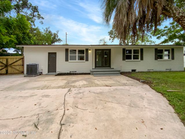5453 S SOUTH BEND Circle N, Jacksonville, FL 32207