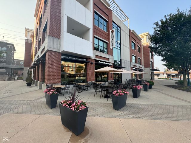 8694 Morgan Drive, Fishers, IN 46038