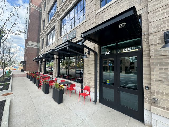 8694 Morgan Drive, Fishers, IN 46038