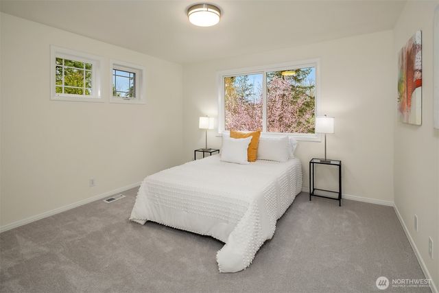 22930 SE 27th Court, Sammamish, WA 98075