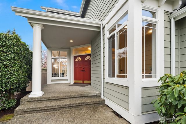 22930 SE 27th Court, Sammamish, WA 98075