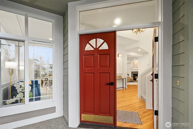 22930 SE 27th Court, Sammamish, WA 98075