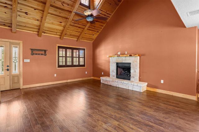 2399 Cr 1885, Grapeland, TX 75844