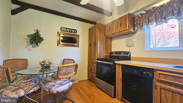168 COLONIAL DR, Warminster, PA 18974