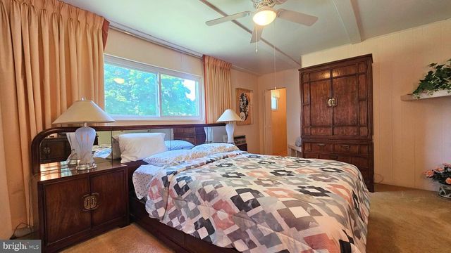 168 COLONIAL DR, Warminster, PA 18974