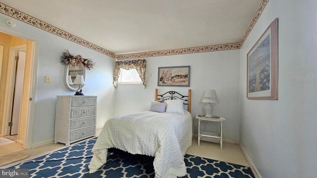 168 COLONIAL DR, Warminster, PA 18974
