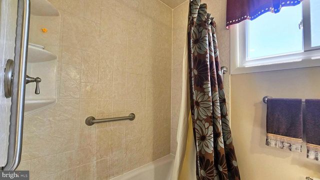 168 COLONIAL DR, Warminster, PA 18974
