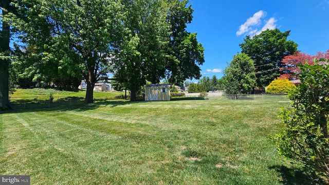 168 COLONIAL DR, Warminster, PA 18974