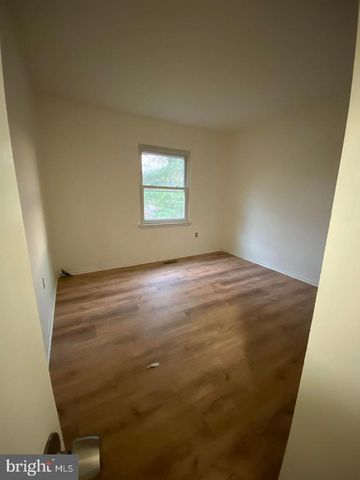 14 VIENNA CT, Frederick, MD 21702