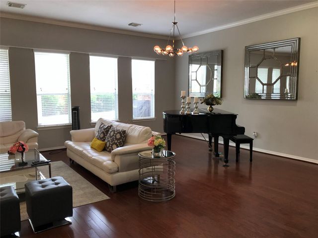 13401 Indigo Sands Drive, Pearland, TX 77584