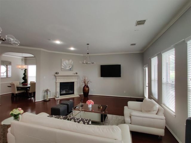 13401 Indigo Sands Drive, Pearland, TX 77584