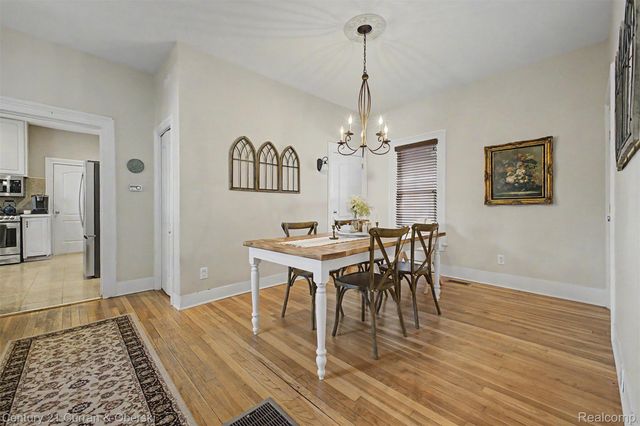 323 E Liberty Street, South Lyon, MI 48178