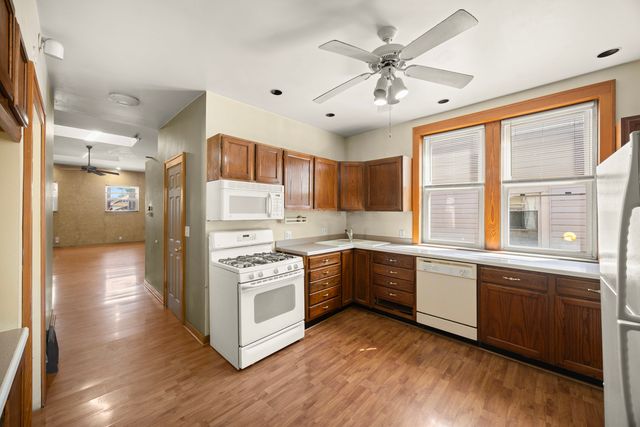 2812 Ridgeland Avenue, Berwyn, IL 60402