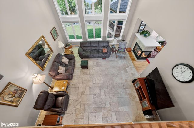 54213 Flamingo Drive, Utica, MI 48315