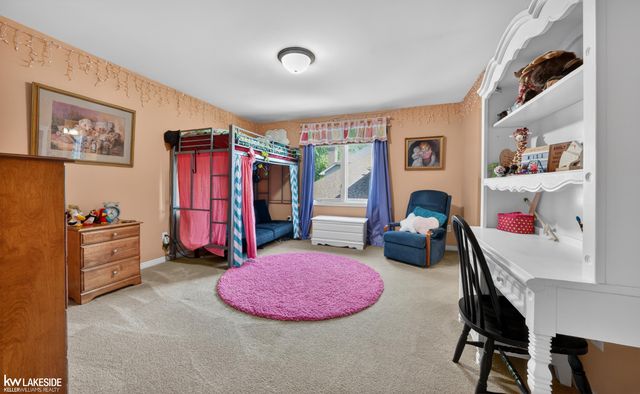 54213 Flamingo Drive, Utica, MI 48315