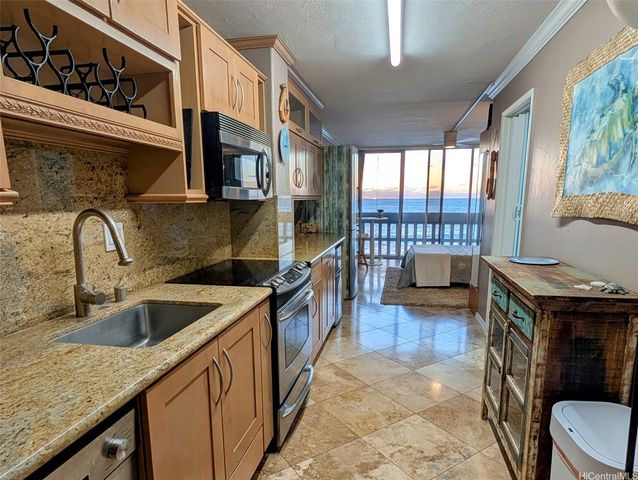 84-965 Farrington Highway A604, Waianae, HI 96792