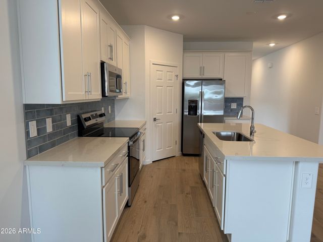 18130 W LA SENDA Drive, Surprise, AZ 85387